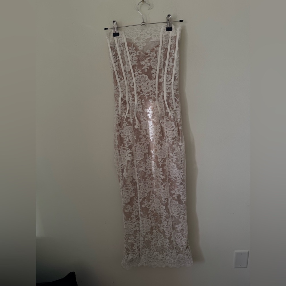 NWT V. Chapman x Revolve - Capulet Bridal Midi Dress in White Chantilly Lace Sz0 - Picture 5 of 8